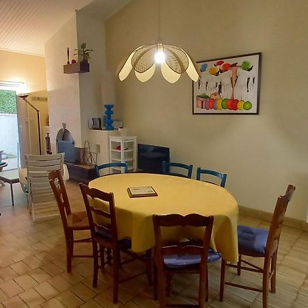 Charmant Pavillon A Saint-Jean-De-Monts: 2 Chambres, Proche Plage, Foret Et Commerces, Jardin Clos - Fr-1-323-259 Exterior photo
