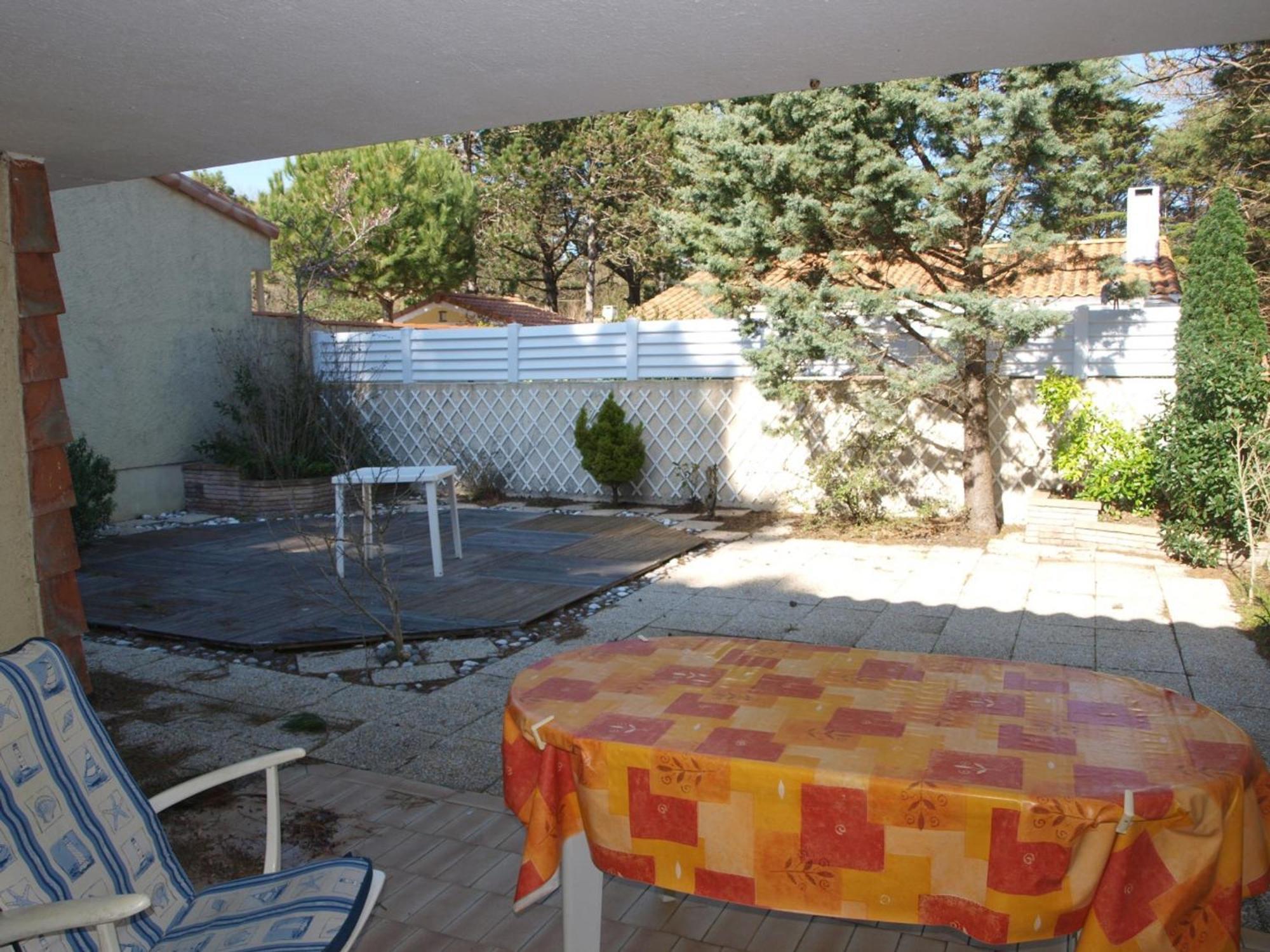 Charmant Pavillon A Saint-Jean-De-Monts: 2 Chambres, Proche Plage, Foret Et Commerces, Jardin Clos - Fr-1-323-259 Exterior photo