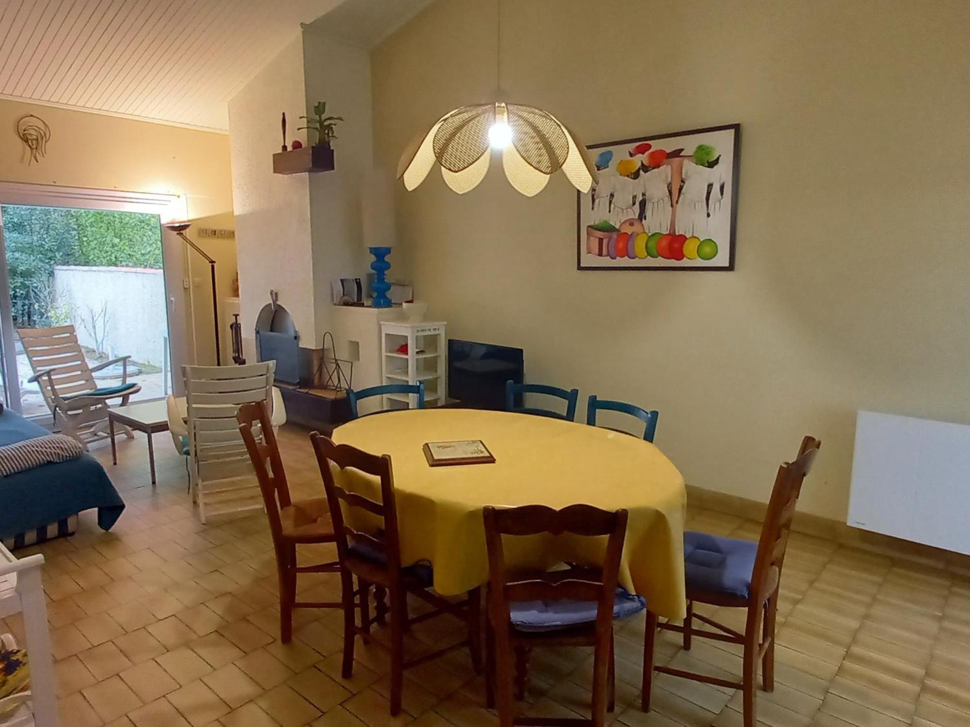 Charmant Pavillon A Saint-Jean-De-Monts: 2 Chambres, Proche Plage, Foret Et Commerces, Jardin Clos - Fr-1-323-259 Exterior photo